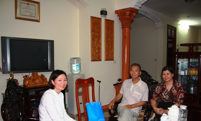 TCT Viglacera tổ chức thăm hỏi Mẹ Việt Nam Anh hùng và các gia đình có công với Tổ quốc nhân ngày Thương binh liệt sĩ 27/7